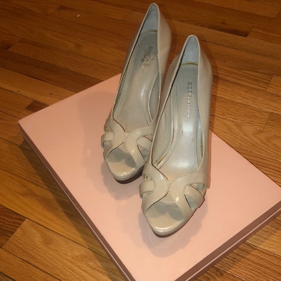 BCBGeneration Heels - Picture 2 of 3